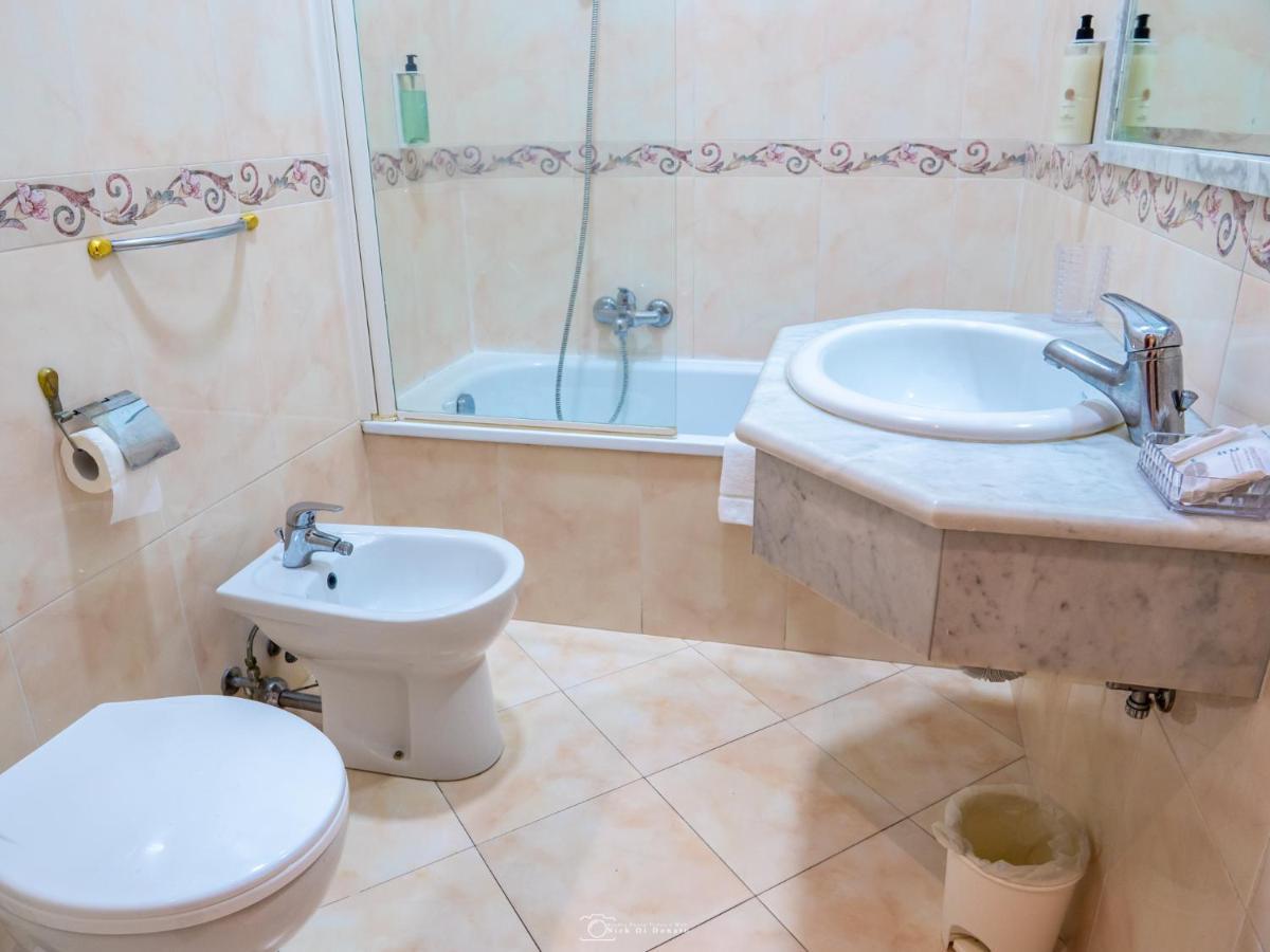 Hotel Suite Caesar Řím Exteriér fotografie
