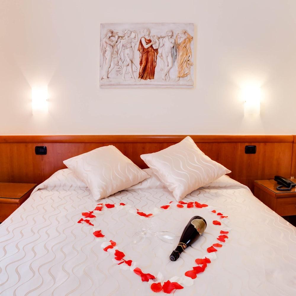 Hotel Suite Caesar Řím Exteriér fotografie