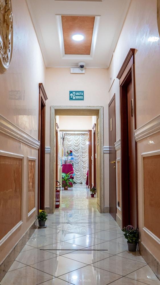 Hotel Suite Caesar Řím Exteriér fotografie