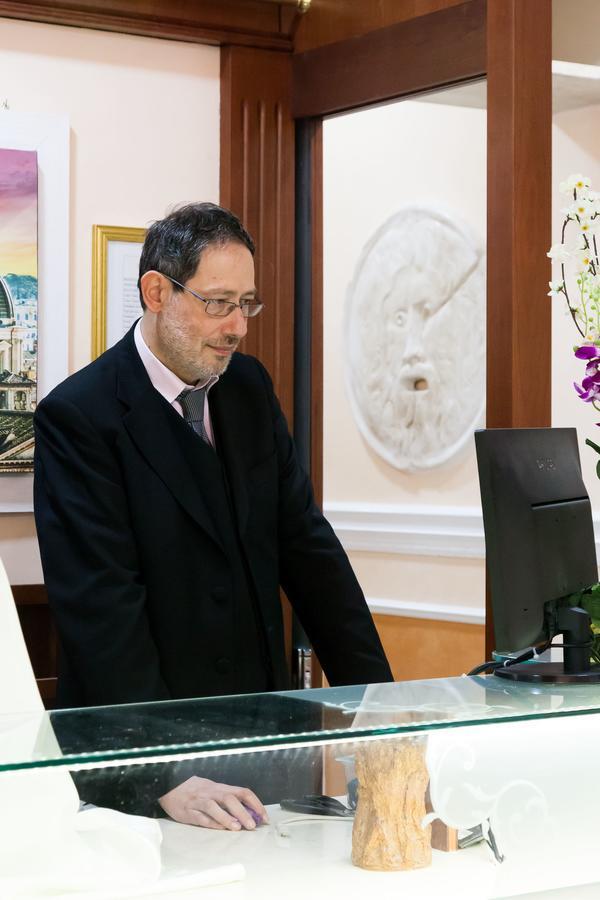 Hotel Suite Caesar Řím Exteriér fotografie