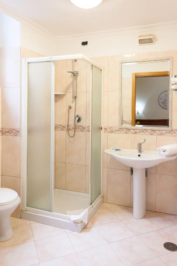 Hotel Suite Caesar Řím Exteriér fotografie